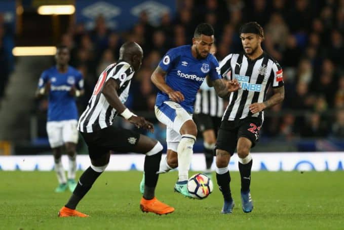 Soi keo nha cai Newcastle United vs Everton 28 12 2019 Ngoai Hang Anh